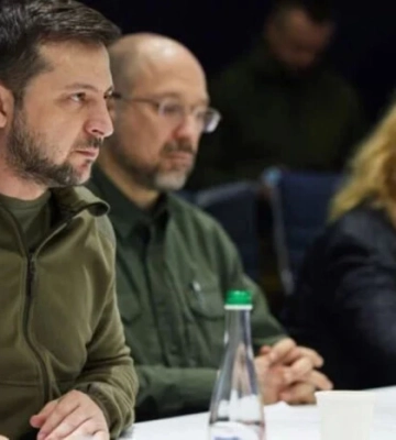 Захід почав тиснути на Київ, змушуючи до переговорів з РФ – El Pais