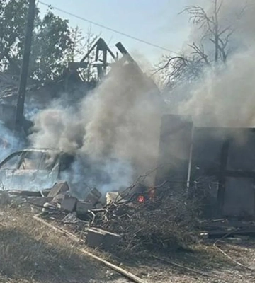 Внаслідок російських обстрілів на Донеччині загинули дві людини, ще шестеро поранені. ФОТОрепортаж