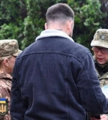 На Тернопільщині працівники ТЦК мобілізували чоловіка в церкві