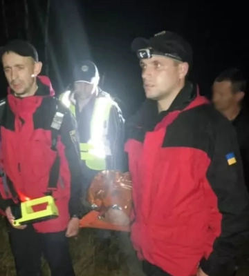 У лісі на Калущині під час збору грибів помер чоловік (ФОТО З МІСЦЯ)