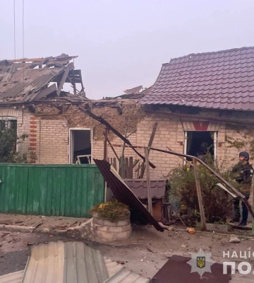 Зруйновано п’ять приватних будинків: наслідки ранкового ракетного удару по Запоріжжю, – ФОТО