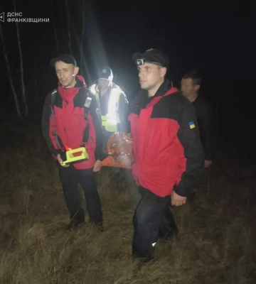 На Івано-Франківщині під час збирання грибів помер чоловік (відео)