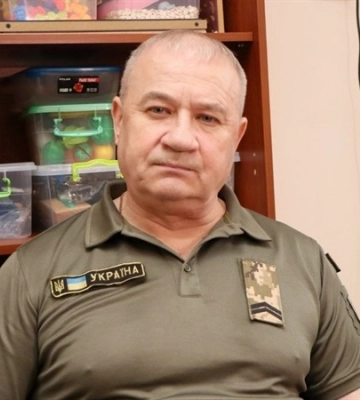 «Коли сюди потрапив, не міг навіть поворухнути ногою. Зараз уже пересуваюсь на протезі», — військовий розповів про своє&amp;hellip;