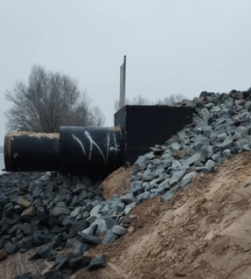 У Києві судитимуть експосадовців за незаконне будівництво в заказнику «Деснянські луки»