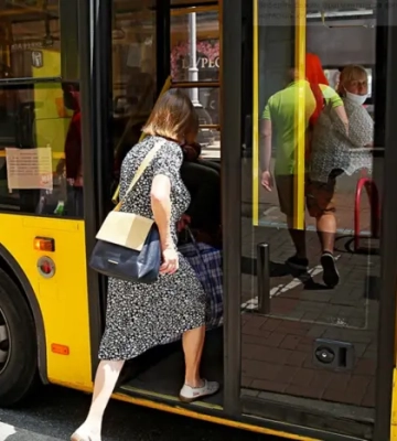 У ніч проти 11 жовтня змінили маршрути два тролейбуси
