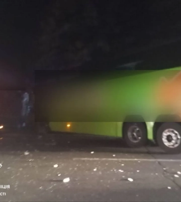 Возле Львова в ДТП попал автобус Варшава - Одесса: один человек погиб, 27 раненых