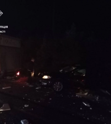 Возле Львова произошло масштабное ДТП с автобусом, грузовиком «Новой почты» и несколькими авто