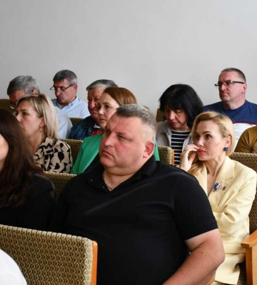 Обласна рада ухвалила «скелет майбутньої мережі старшої школи» Рівненщини