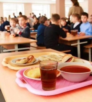 Повідомили, коли учнів у луцьких школах почнуть годувати безкоштовно