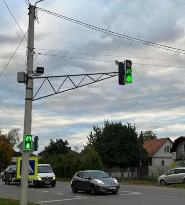 Запрацюють через місяць: у Нововолинську встановили дві камери фіксації швидкості