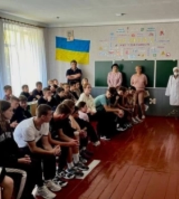 Дубенські патрульні навчають дітей правилам безпеки