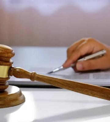 Чоловік отримав підозру за причетність до незаконного референдуму в Херсоні