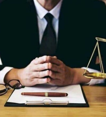 Скільки коштують послуги адвоката у Дніпрі і чому такі різні ціни