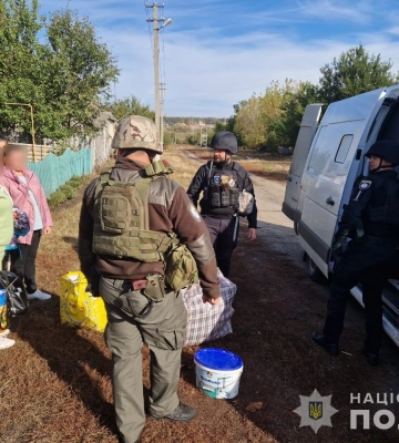 «Білі Янголи» Сумщини евакуювали дванадцять дітей з обстрілюваних територій