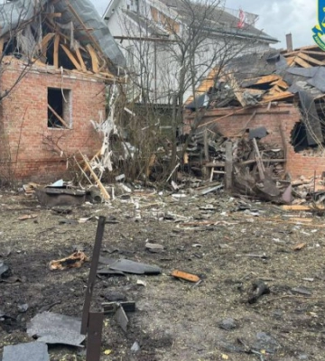 Ракетний обстріл РФ по Сумах: двоє поранених, є руйнування