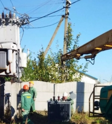 У селі в Рівненському районі замінили електрообладнання