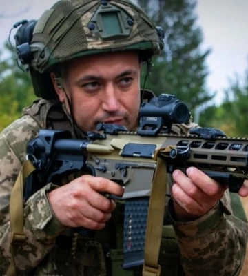 Розвіднику вдалося втекти з російського полону та повернутися до своїх