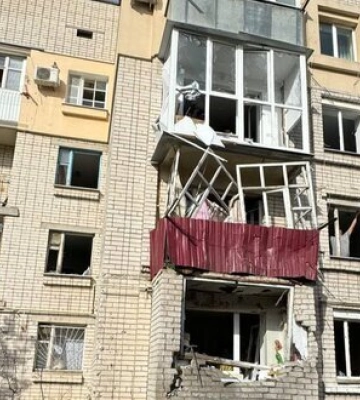 Росіяни зранку атакували дронами Херсон і область - четверо людей дістали поранення. ФОТОрепортаж
