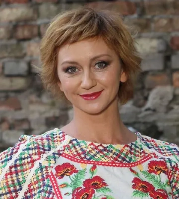 «Чистої води шахрайство». Київські таксисти на вокзалі обурили відому акторку