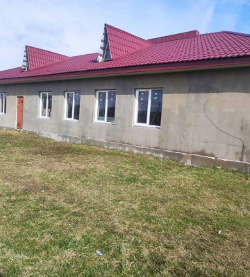 Недобудоване приміщення комунального ринку на Волині продають