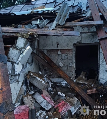 росія продовжує завдавати ударів по районам Сумської області: у Глухові близько 30 пошкоджених будинків