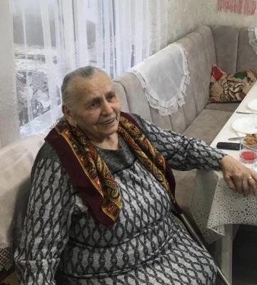 Має 9 онуків та 7 правнуків: довгожителька з Волині відзначила 90-річчя