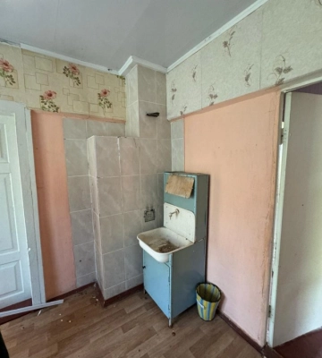 ФАП у волинському селі продають за 250 тисяч. Фото