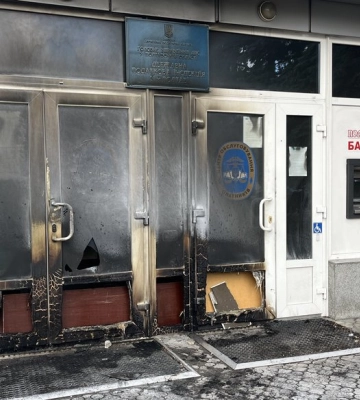 У Полтаві вночі підпалили міську податкову