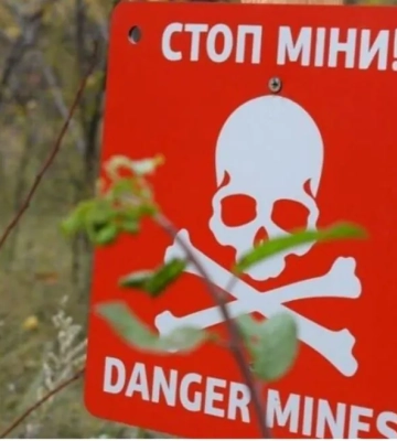 Проигнорировал знаки о минах: мотоциклист подорвался в пограничье в Ровенской области