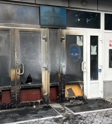 У Полтаві вночі підпалили міську податкову