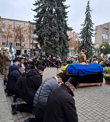 Мріяв створити сім’ю, але не судилося: на Волині попрощалися з Героєм Володимиром Кашубою