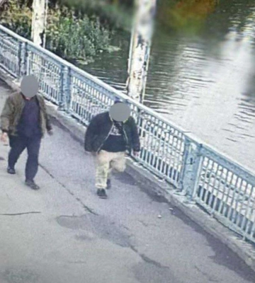 У Дніпрі злочинці пограбували жінку у вбиральні