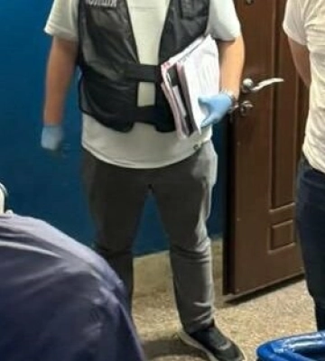 В Одесі затримали групу зловмисників, які вимагали в юнака 20 тисяч доларів надуманого боргу