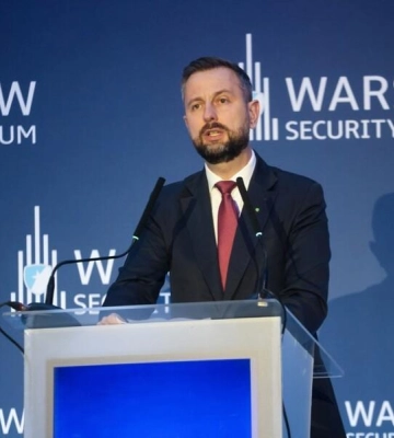 Глава Міноборони Польщі: Вступ України до ЄС не є питанням виживання для Києва, тому ми можемо ставити умови