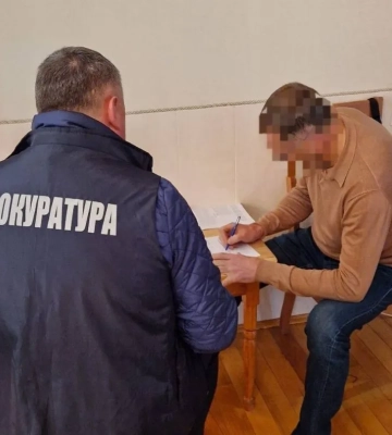 15 тис. доларів за вирішення земельних питань – на Рівненщині підозру отримав голова громади та депутат