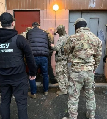 Виправдовував воєнні злочини рф: посадовцю Укренерго повідомили про підозру