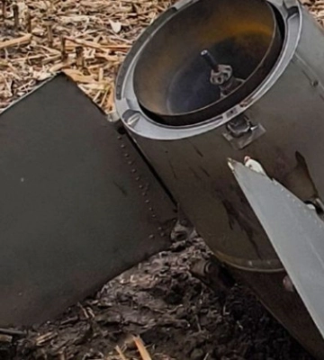 На Київщині фермер в полі виявив залишки ракети