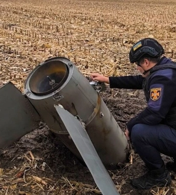 Фермер з Київщини виявив залишки ракети С-300 в полі 