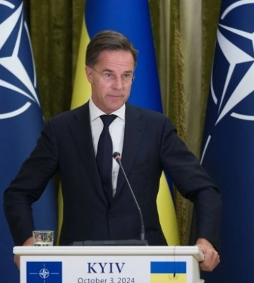 Если Киев решит начать с РФ переговоры относительно завершения войны, то сделает это с позиции силы, - Рютте