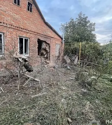 Російські снаряди влучили в будинок у Дніпропетровській області: постраждала вагітна жінка та дитина