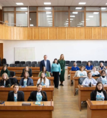 Студенти Української академії лідерства завітали сьогодні до міськради Ужгорода