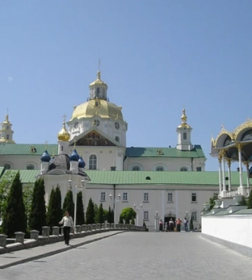 У Почаєві міськрада та УПЦ МП оскаржують передачу державі монастиря