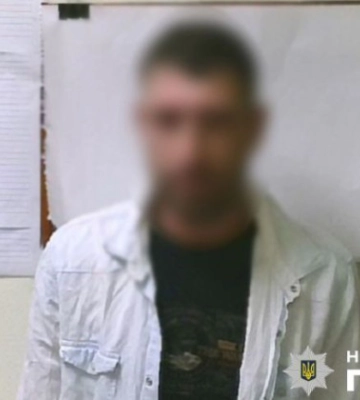 У Києві затримали чоловіка, який посеред вулиці тяжко поранив незнайомця