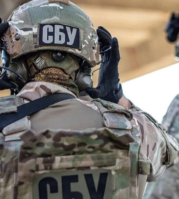 СБУ затримала трьох російських агентів, які шпигували за військовими об’єктами на правобережній Херсонщині