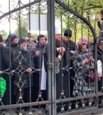 Полиция отреагировала на погром в Свято-Михайловском соборе в Черкассах после его перехода в ПЦУ