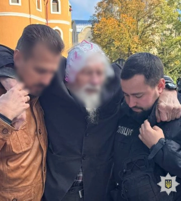 Бійку між вірянами УПЦ МП та ПЦУ у храмі в Черкасах поліція розслідує як хуліганство