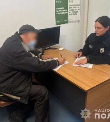 На Дніпропетровщині спалахнув дах житлового будинку