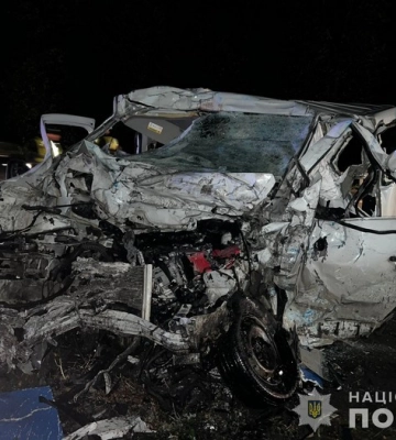 У ДТП на Вінниччині загинули шестеро людей, з яких двоє неповнолітніх (фото, відео)