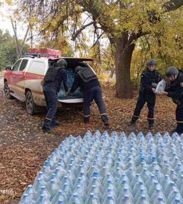 У Волноваському районі рятувальники розвантажили та доставили 9 000 кг гуманітарного вантажу