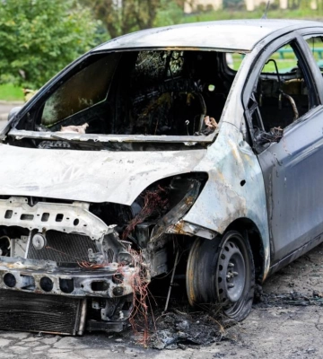 Патрульні у Рівному пхали чуже авто